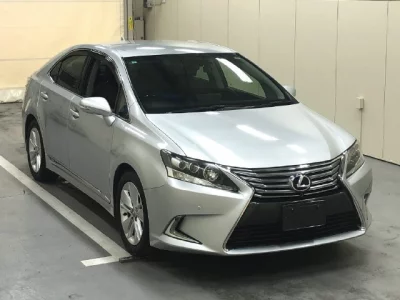 Lexus HS