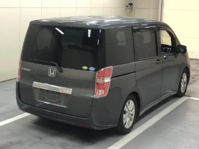Honda STEP WAGON