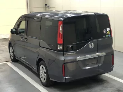 Honda STEP WAGON