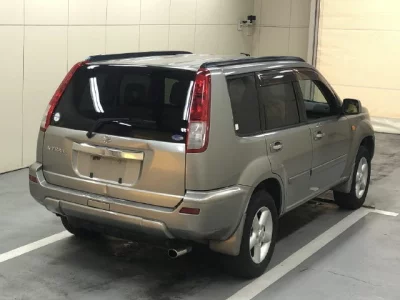 Nissan X-TRAIL  с аукциона в Японии