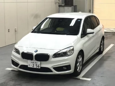 BMW 2-Series  с аукциона в Японии