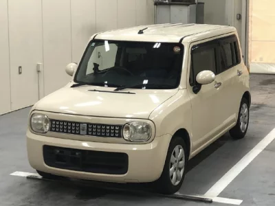 Suzuki Alto Lapin