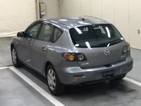 Mazda AXELA лот № 1276 оценка R  с аукциона в Японии 1