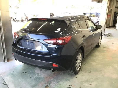 Mazda AXELA  с аукциона в Японии