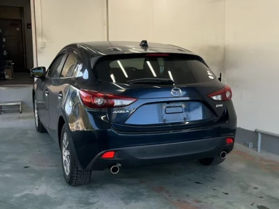 Mazda AXELA  с аукциона в Японии