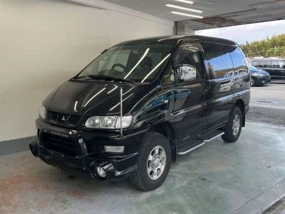 Mitsubishi DELICA