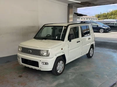 Daihatsu NAKED