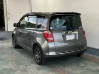 Toyota RACTIS лот № 7020 оценка 3.5  с аукциона в Японии 1