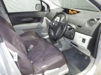 Toyota PASSO SETTE лот № 763 оценка 3.5  с аукциона в Японии 2