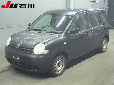 Toyota SIENTA  с аукциона в Японии