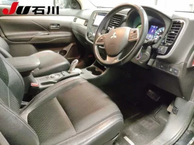 Mitsubishi OUTLANDER PHEV