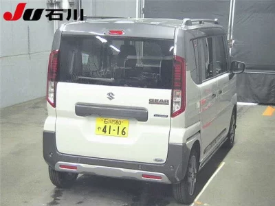 Suzuki Spacia Gear