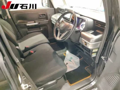 Suzuki Spacia Gear