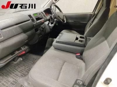 Toyota REGIUS ACE VAN