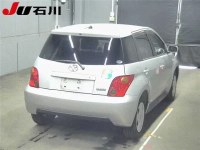 Toyota IST