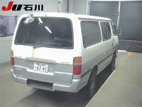 Toyota HIACE VAN лот № 128 оценка R  с аукциона в Японии 1