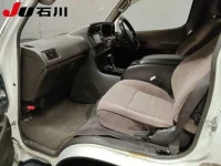 Toyota HIACE лот № 4159 оценка 3  с аукциона в Японии 3
