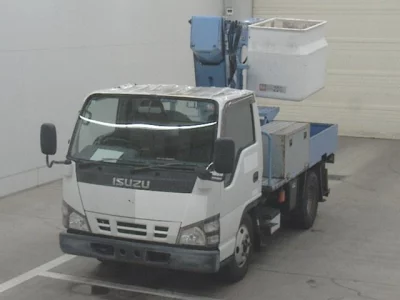 Isuzu ELF
