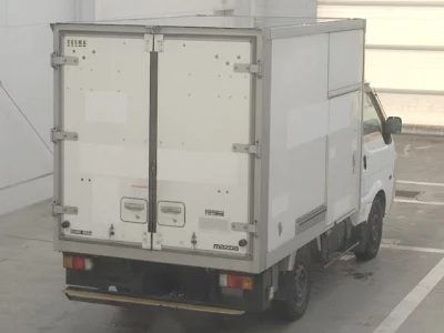 Mazda BONGO  с аукциона в Японии