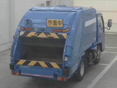 Mazda TITAN  с аукциона в Японии