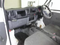 Mitsubishi MINICAB TRUCK лот № 2012 оценка 3  с аукциона в Японии 2