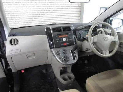 Daihatsu MIRA  с аукциона в Японии