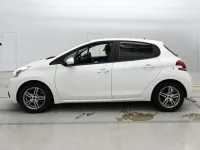 Peugeot 208 лот № 90327 оценка 4  с аукциона в Японии 3