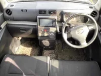 Toyota PIXIS SPACE лот № 176 оценка R  с аукциона в Японии 2