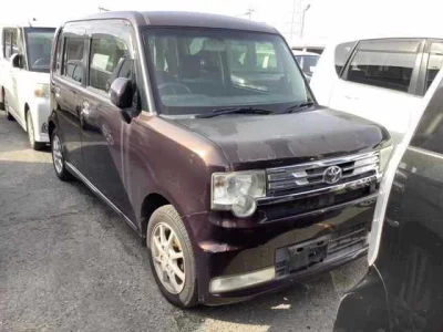 Toyota PIXIS SPACE  с аукциона в Японии