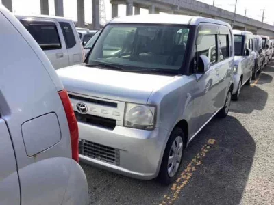 Toyota PIXIS SPACE  с аукциона в Японии
