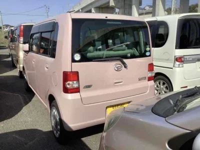 Daihatsu MOVE CONTE