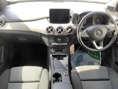 Mercedes-Benz B CLASS