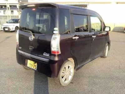 Daihatsu TANTO EXE