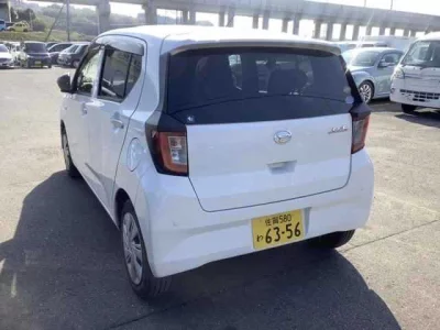Daihatsu MIRA E S