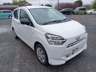 Daihatsu MIRA E S