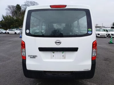 Nissan CARAVAN VAN