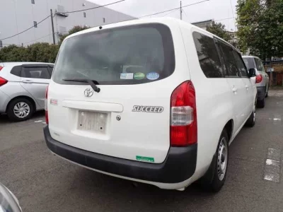 Toyota SUCCEED