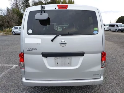 Nissan NV200