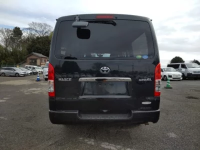 Toyota HiAce Van
