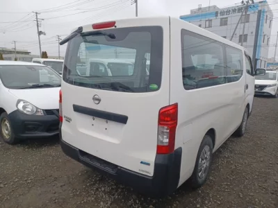 Nissan CARAVAN VAN  с аукциона в Японии