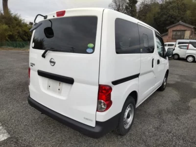 Nissan NV200