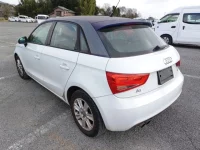 Audi A1 лот № 32727 оценка 3.5  с аукциона в Японии 4