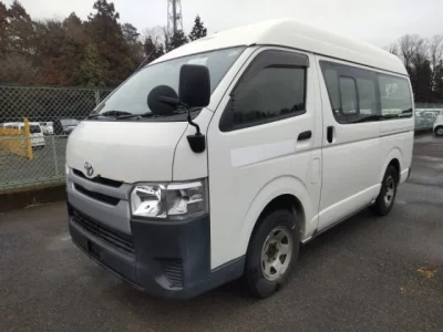 Toyota HIACE VAN  с аукциона в Японии