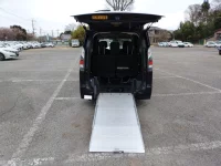 Nissan SERENA лот № 32781 оценка 3.5  с аукциона в Японии 6