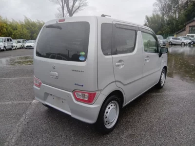 Suzuki WAGON R  с аукциона в Японии
