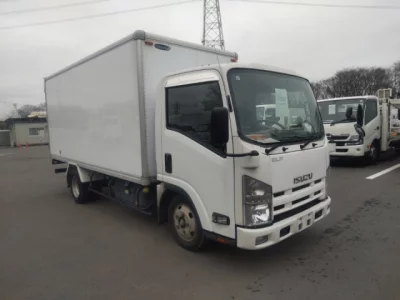 Isuzu ELF