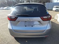 Honda FIT лот № 28250 оценка 3.5  с аукциона в Японии 3