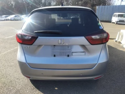 Honda FIT  с аукциона в Японии
