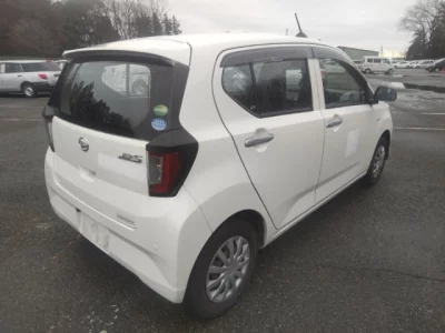 Daihatsu MIRA E S