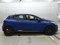 Renault LUTECIA лот № 90599 оценка 4.5  с аукциона в Японии 2